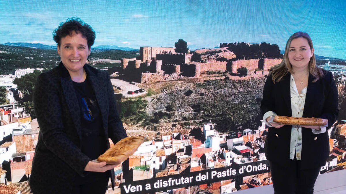 Carmina Ballester, alcaldesa de Onda, durante la presentación de Onda en Fitur - AYUNTAMIENTO DE ONDA