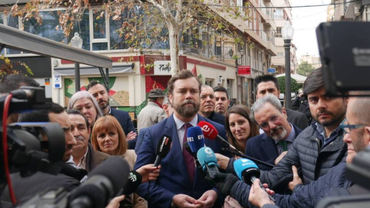 El diputado y portavoz de Vox Iván Espinosa en Elche.