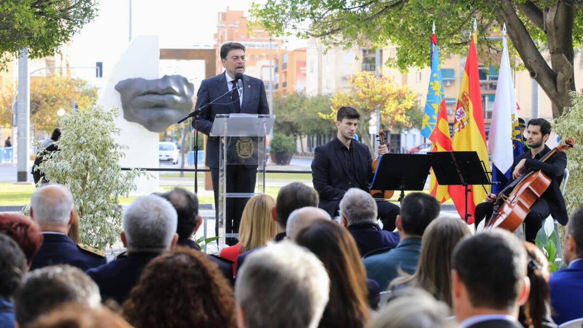 ‘Bocas que vuelan’, homenaje a las víctimas y héroes de la pandemia