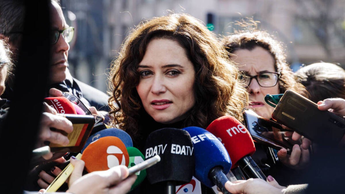 La oposición reacciona a la modificación del sí es sí: ayuso, la más contundente