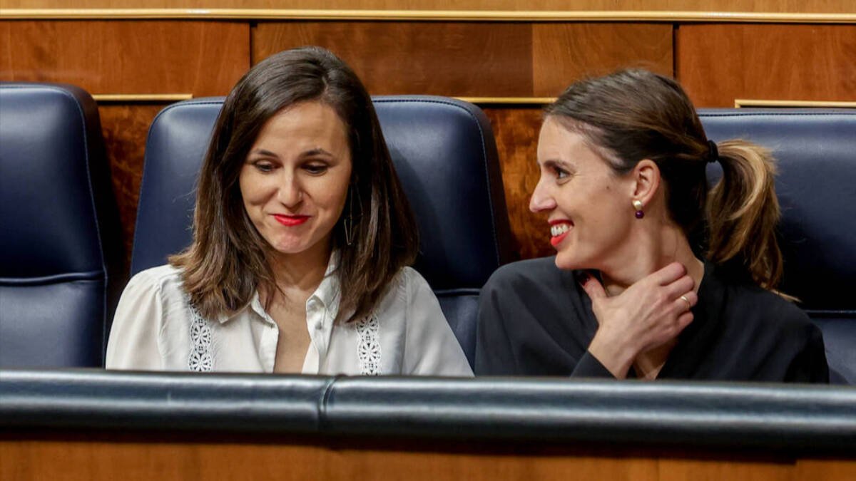 La ministra de Derechos Sociales y Agenda 2030, Ione Belarra, y la ministra de Igualdad, Irene Montero.