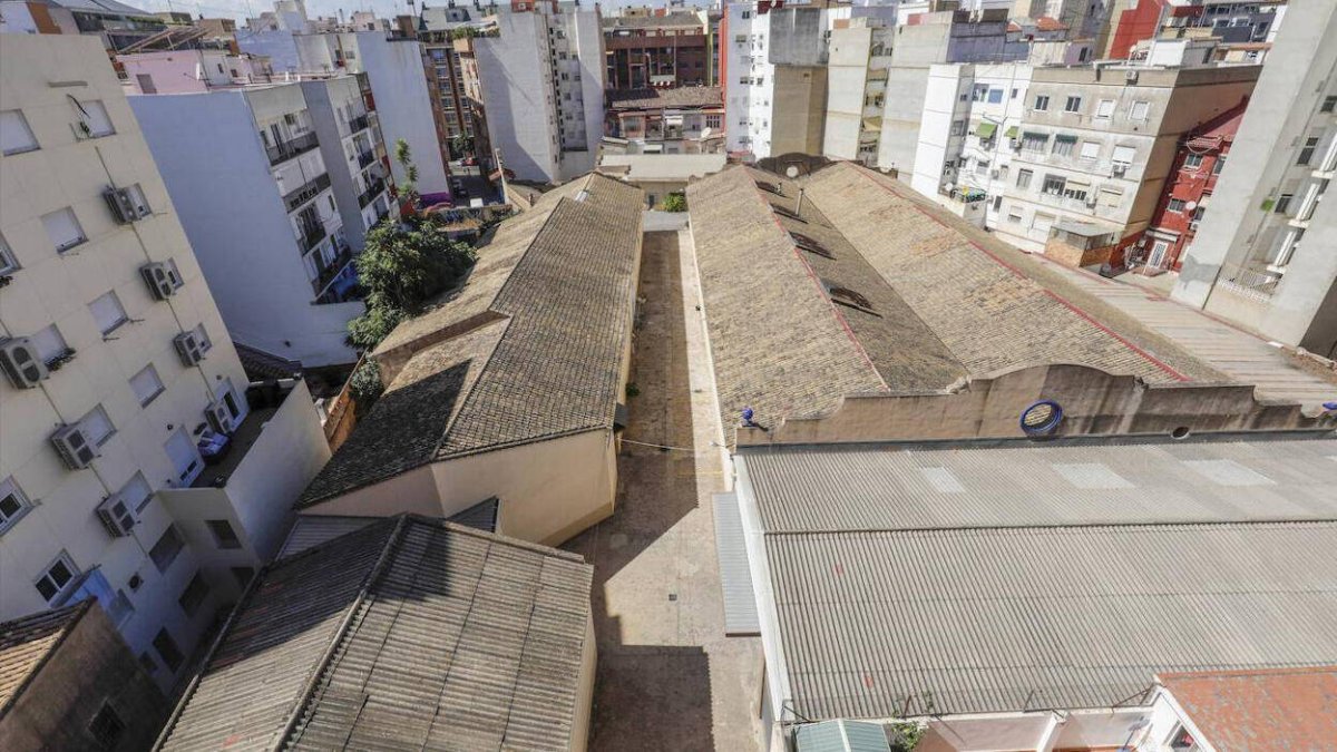 La naves de Guatla en el barrio valenciano de Zaidia