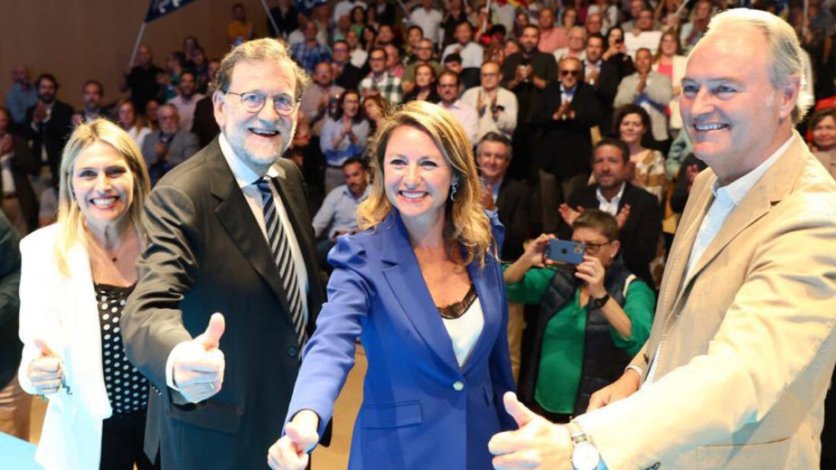 Marta Barrachina, Mariano Rajoy, Begoña Carrasco y Alberto Fabra