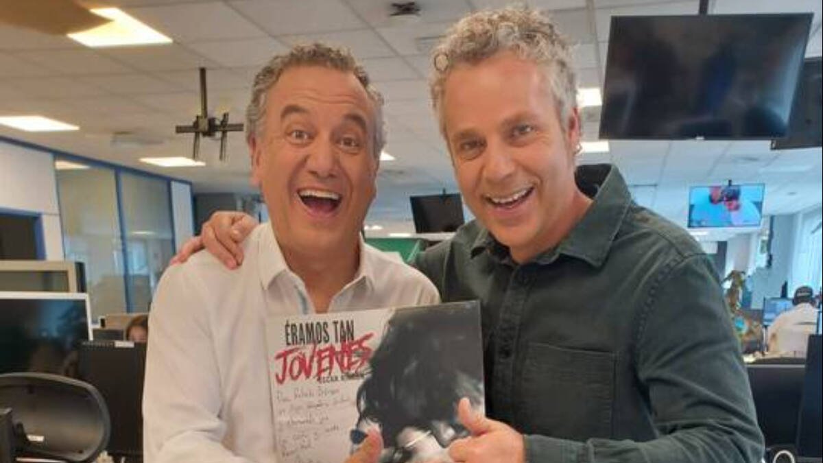 Óscar Rincón, a la derecha, junto a Roberto Brasero.