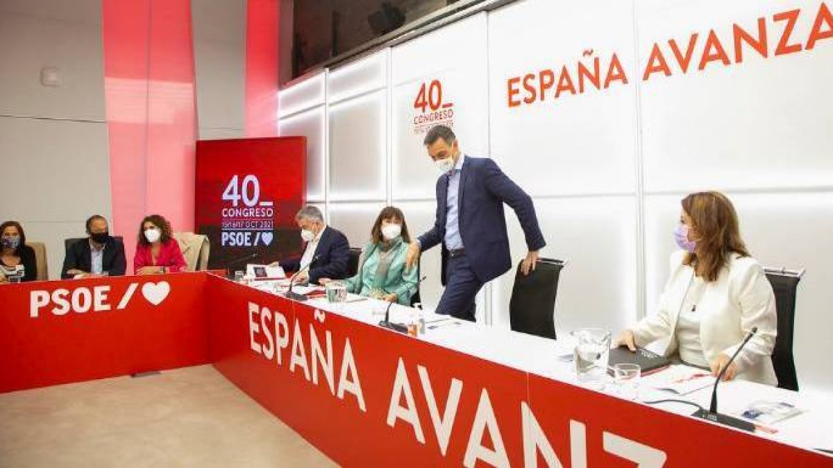 Sánchez, este viernes a su llegada a la última Ejecutiva Federal antes del Congreso Federal de Valencia.