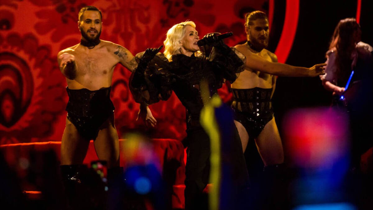 El grupo Nebulossa actúa durante la gala final del Benidorm Fest 2024. Serán los representantes de España en Eurovisión 2024.
