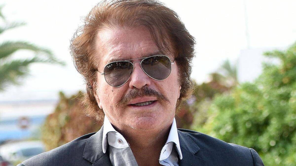 Bigote Arrocet sigue protagonizando titulares por su relación con Teresa Campos.