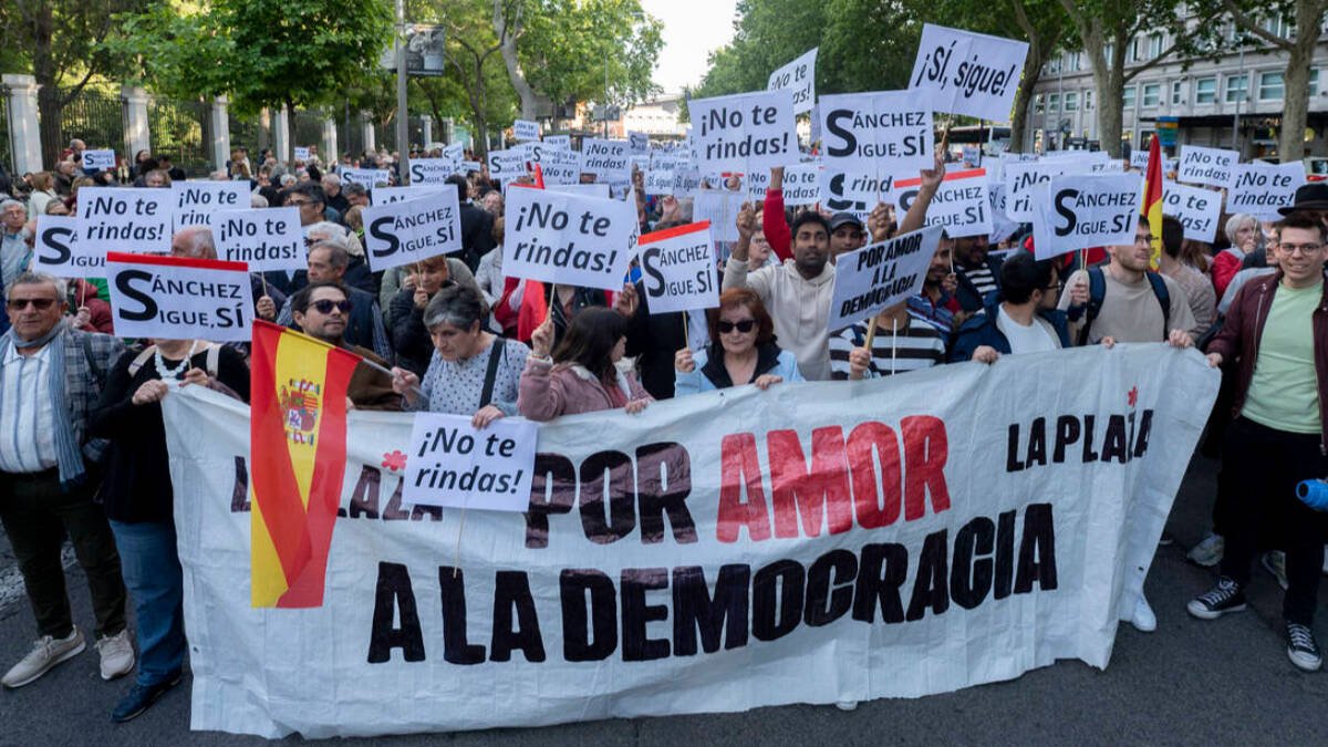 Manifestación en apoyo a Sánchez
