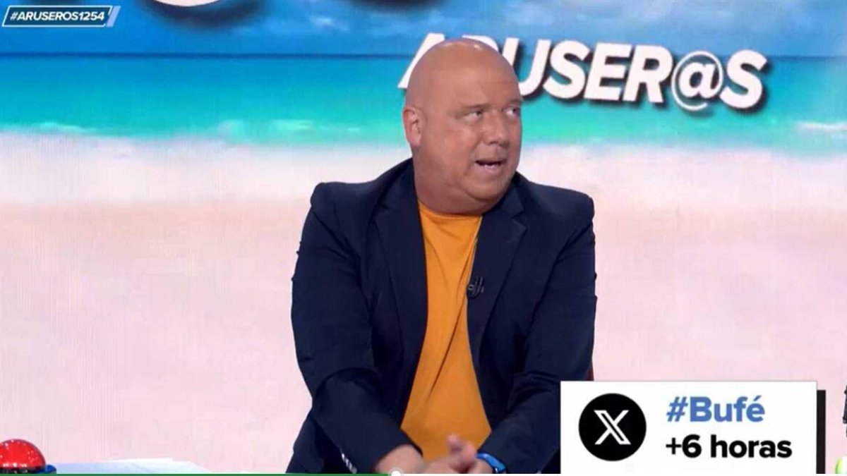 Arús, en contra de una de las normas de los bufé libres.
