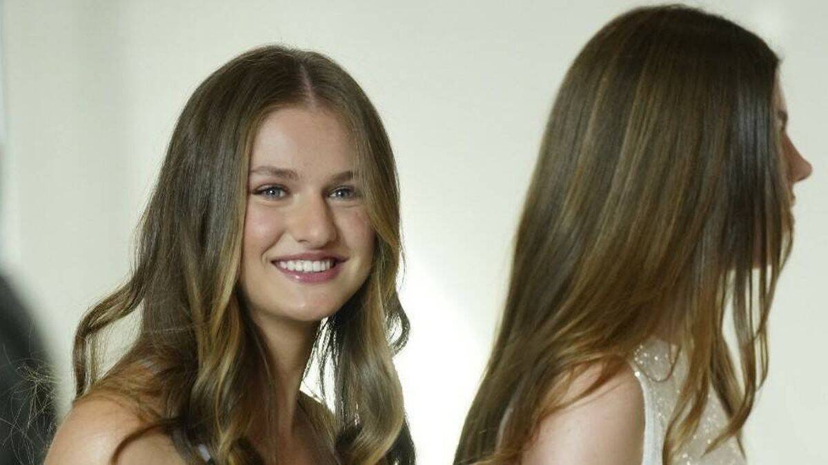 La Princesa Leonor y su hermana Sofía.