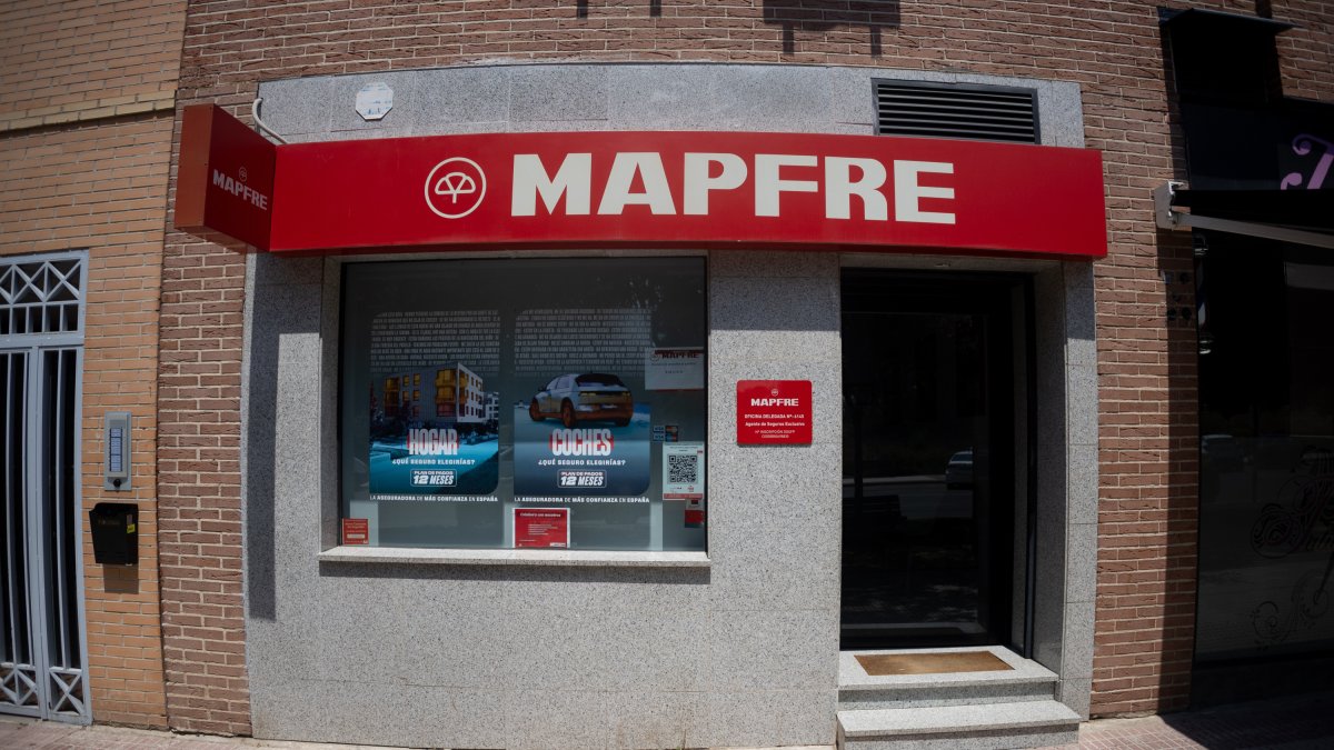 Una oficina de Mapfre, a 26 de julio de 2024, en Madrid (España). Mapfre obtuvo un beneficio neto de 462 millones de euros en el primer semestre del año, cifra un 46% superior a la del mismo periodo de 2023. La empresa de seguros ha atribuido la