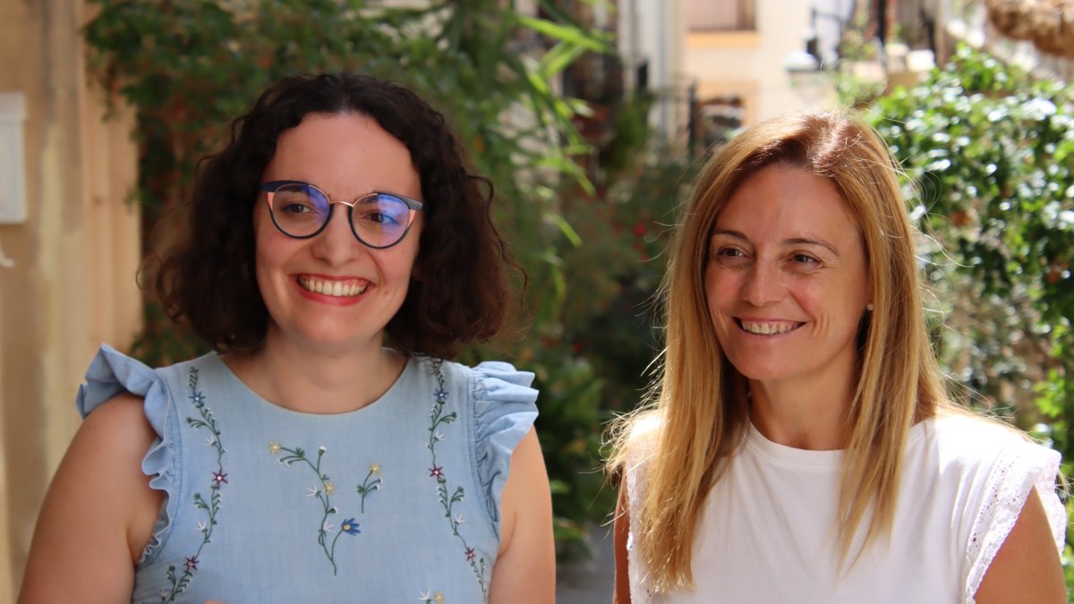 Mavi Pérez junto a Ainhoa Arteta