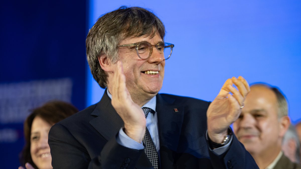 Puigdemont tropieza con la Fiscalía del Constitucional: no hay motivo para levantar su orden de arresto
