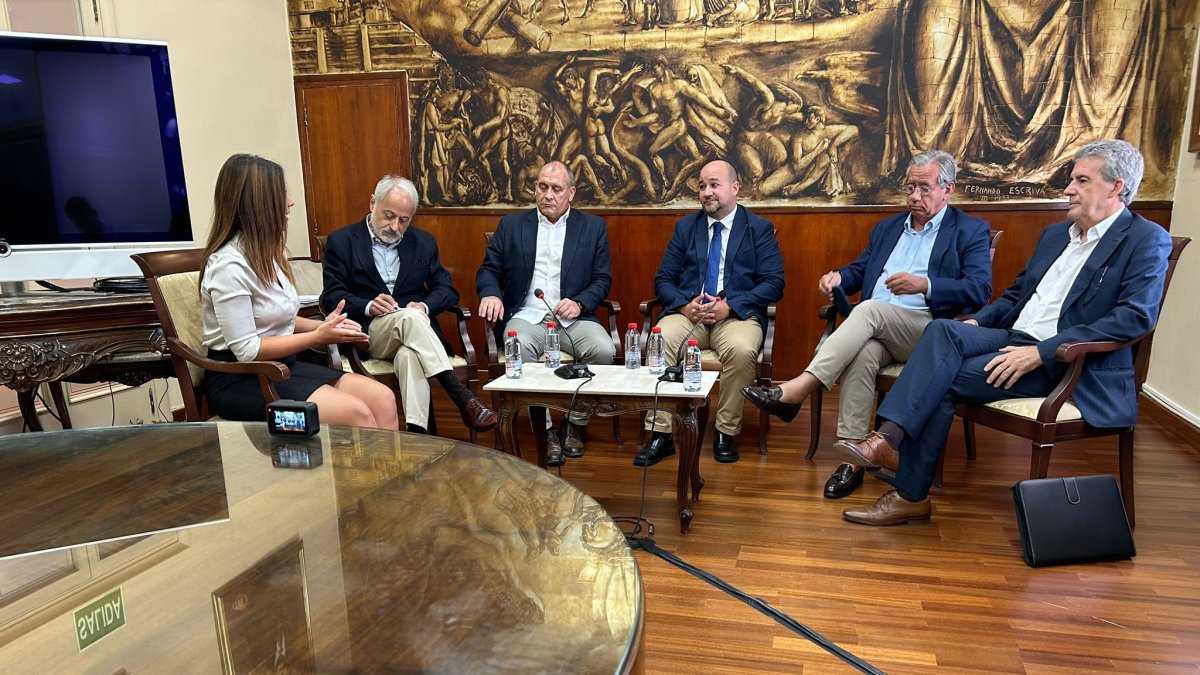 Una de las mesas de las jornadas El curso del cambio organizadas por ESdiario.