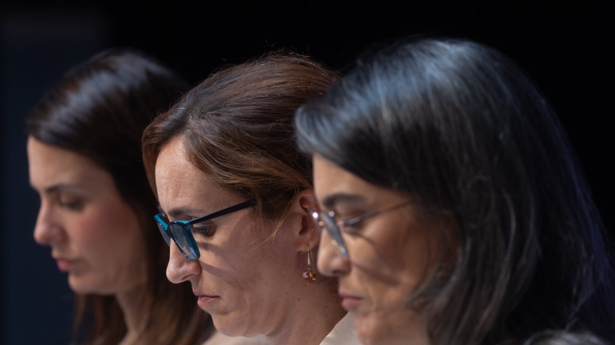 Las coportavoces de Más Madrid Rita Maestre, Mónica García y Manuela Bergerot, en la rueda de prensa de este lunes.