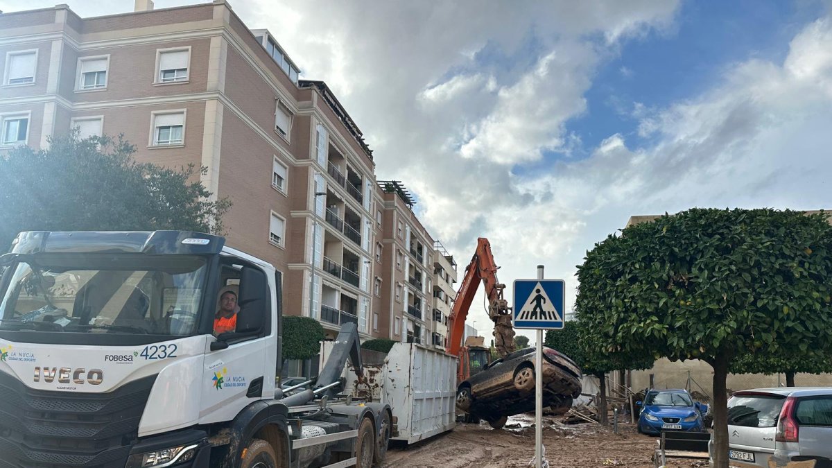 Con operarios municipales y de las concesionarias Aqualia y Fobesa