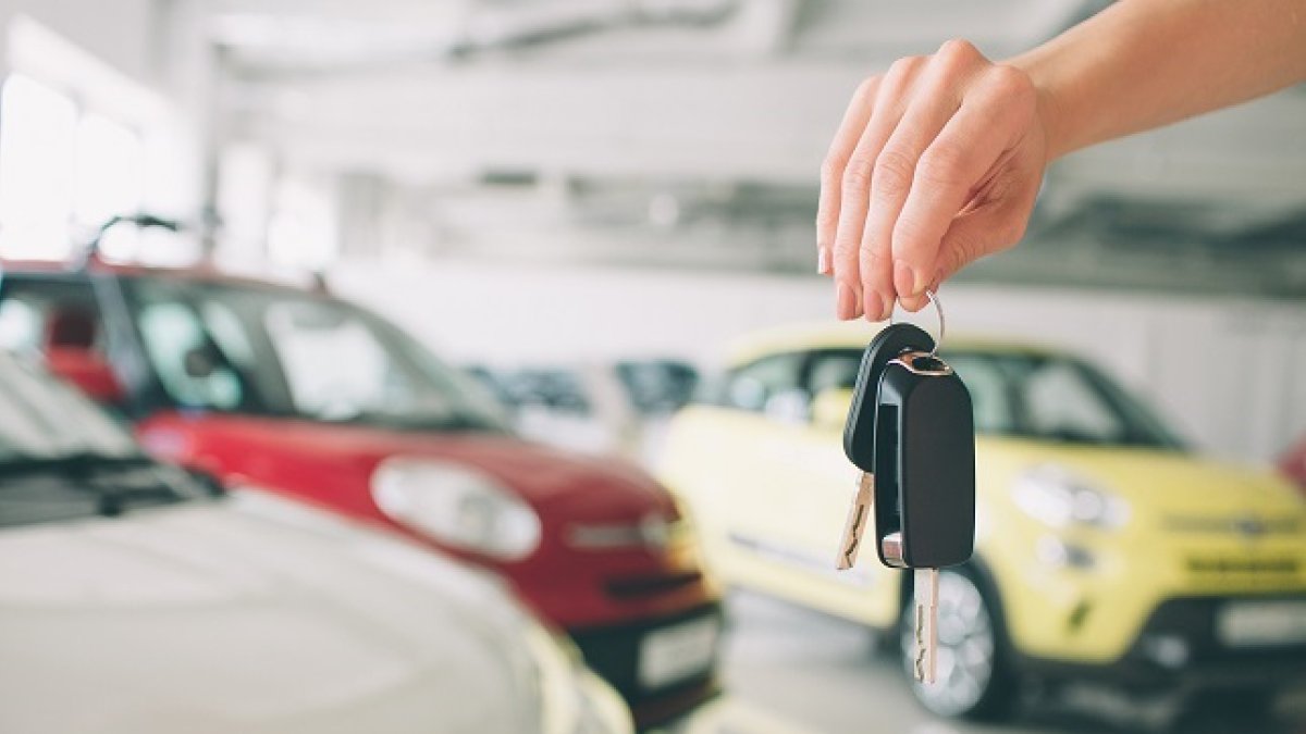 Archivo - Las ventas de coches en España crecen un 7,1% en octubre, hasta las 83.742 unidades.