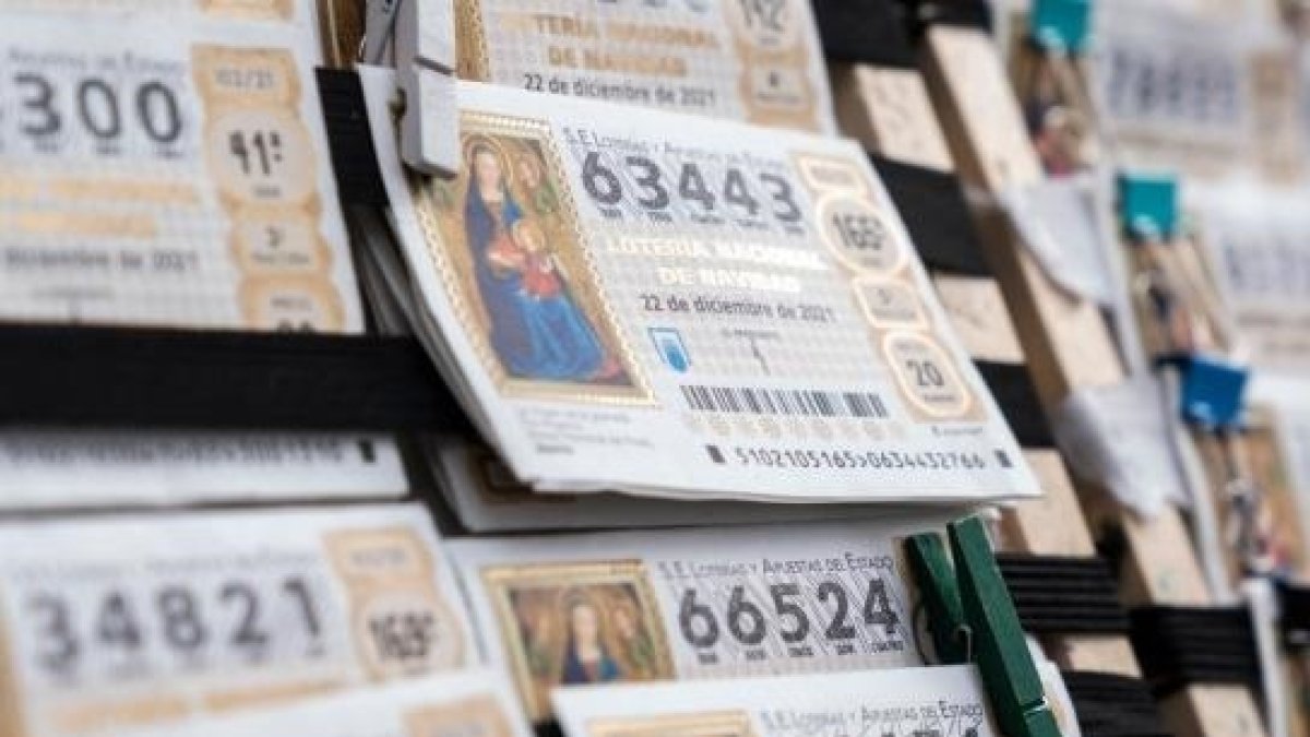 Billete de lotería. 

REMITIDA / HANDOUT por ANAPAL
Fotografía remitida a medios de comunicación exclusivamente para ilustrar la noticia a la que hace referencia la imagen, y citando la procedencia de la imagen en la firma
21/11/2024