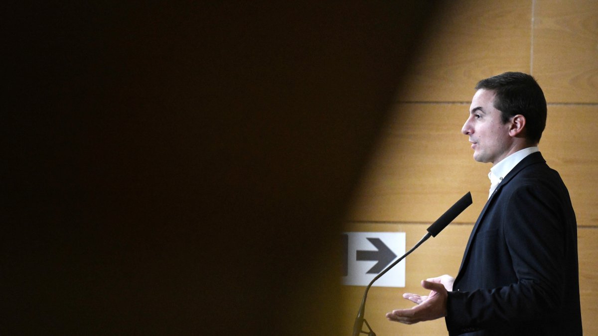 El portavoz del PSOE en la Asamblea, Juan Lobato