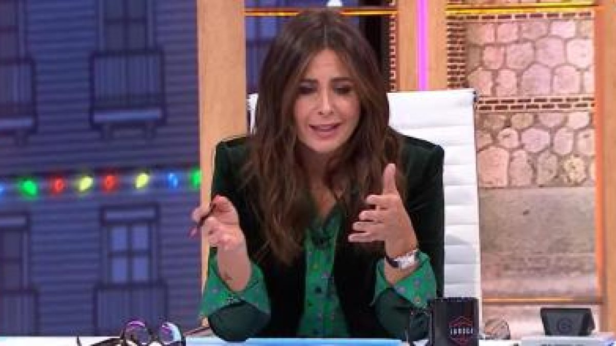 Nuria Roca en el plató de su programa dominical en La Sexta.