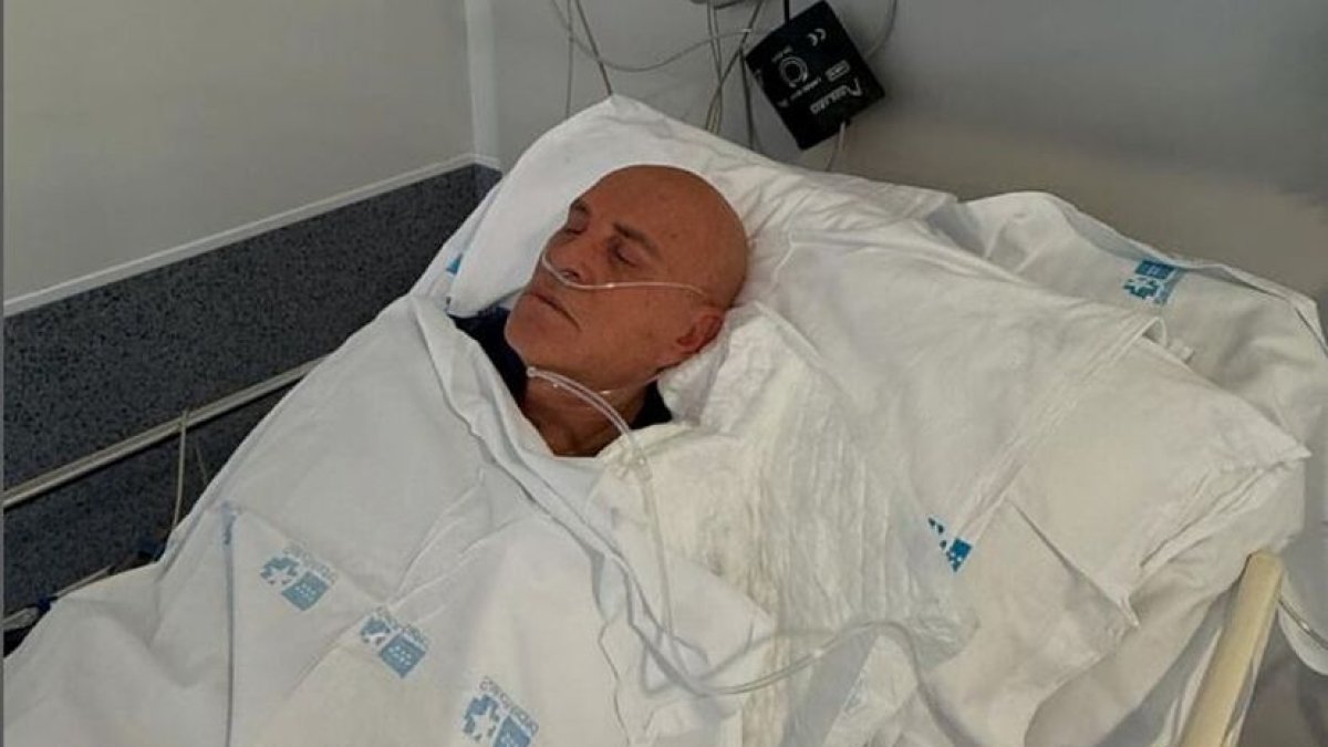 Kiko Matamoros asustó a muchos con su foto pero luego quiso quitar hierro al asunto.