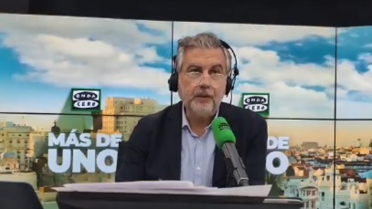 Carlos Alsina, en el estudio de Onda Cero.