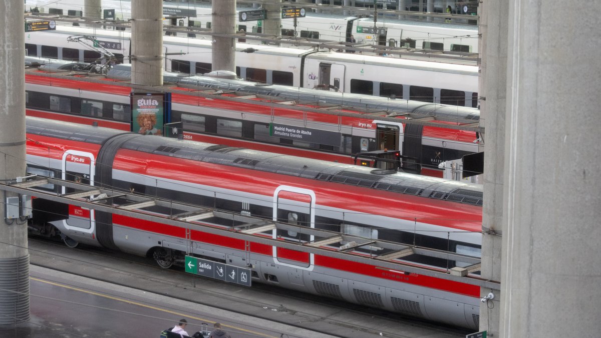 (Foto de ARCHIVO)
Este es el mayor proyecto que demuestra como un área ferroviaria se puede convertir en una zona de uso terciario para la capital.
Eduardo Parra / Europa Press
05 DICIEMBRE 2024;ATOCHA;TREN;OPERACIÓN SALIDA;
05/12/2024