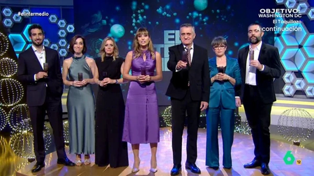 El Gran Wyoming y los colaboradores de
