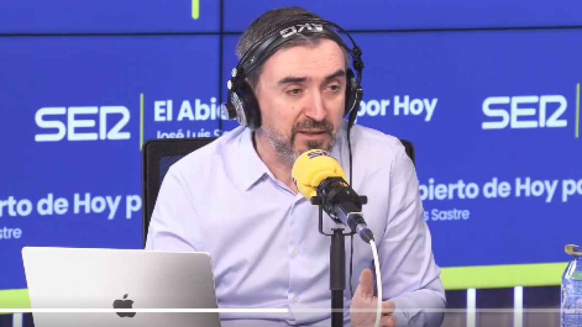 Ignacio Escolar, en estudio de la Cadena SER.
