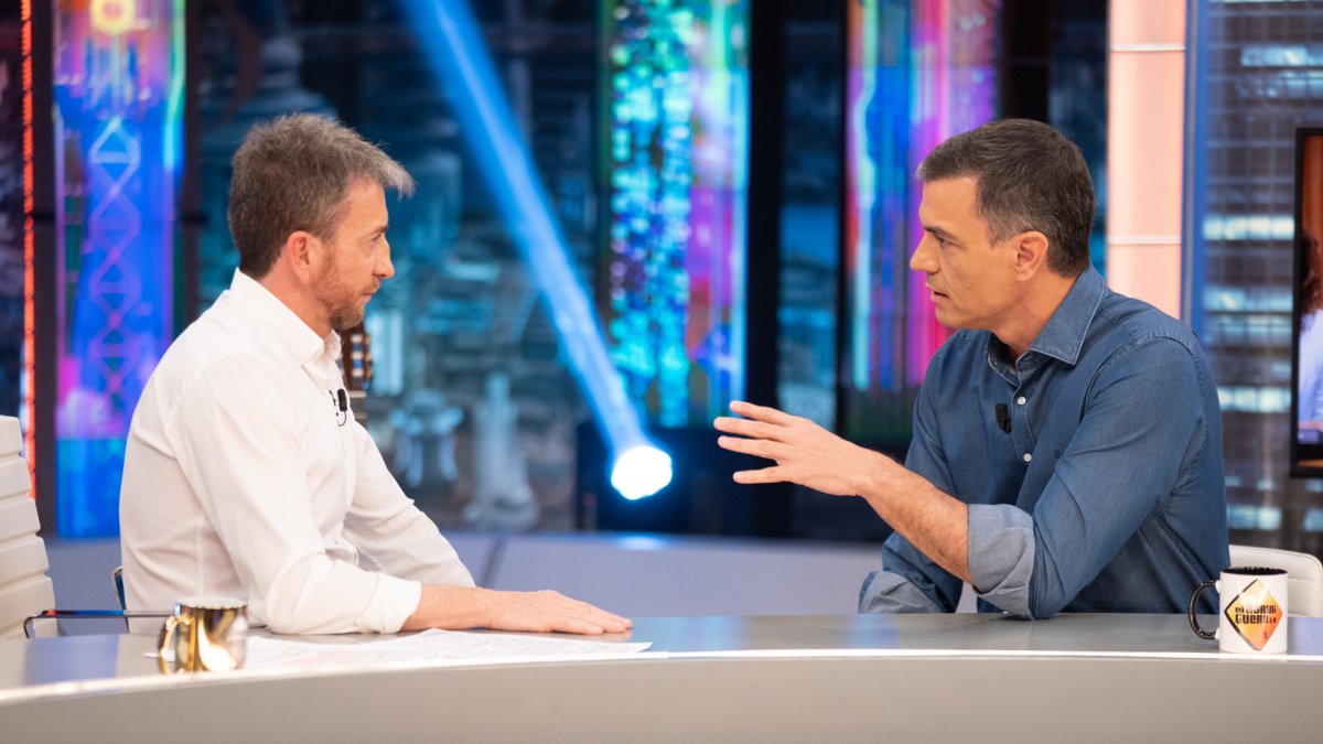 Pedro Sánchez y Pablo Motos en El Hormiguero, el 27 de junio de 2023.