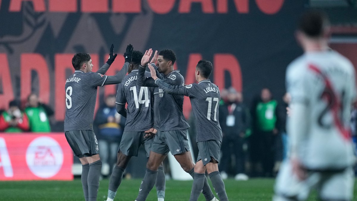 Fede Valverde y Jude Bellingham celebran un gol.