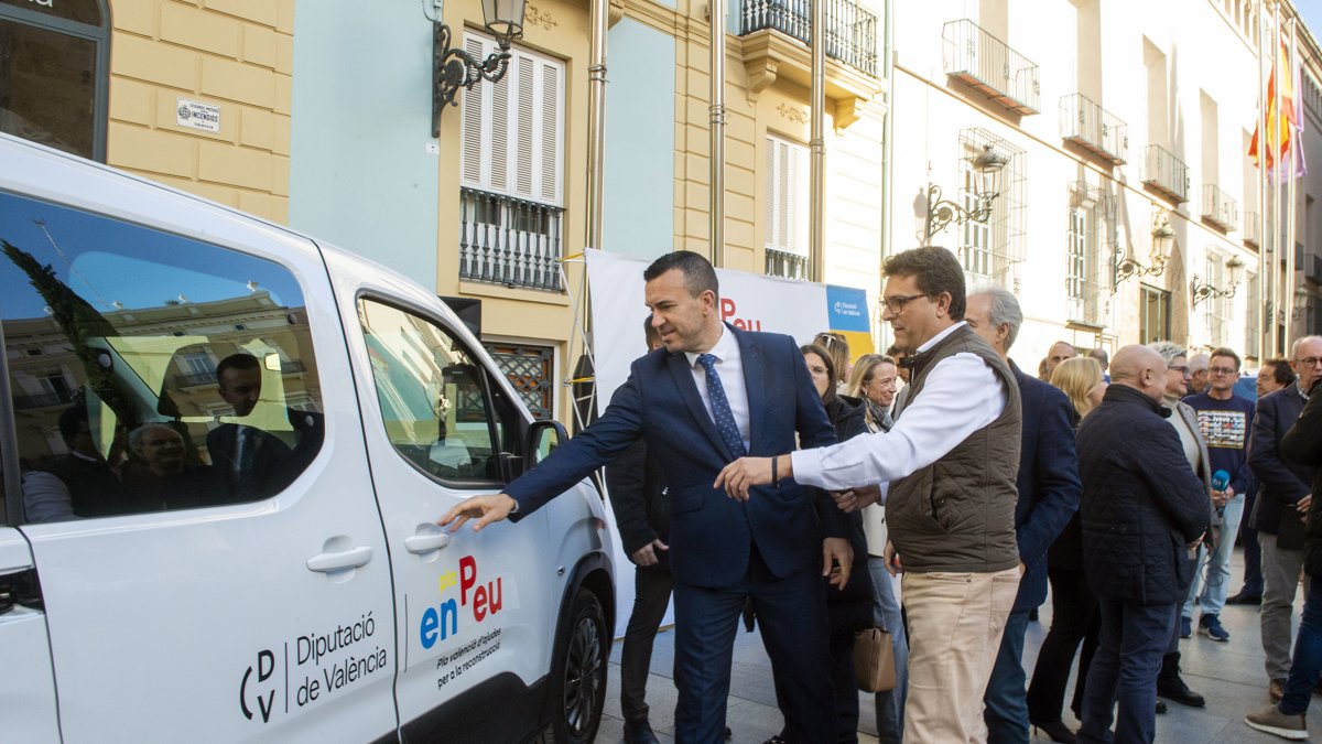 Entrega de Vehículos
