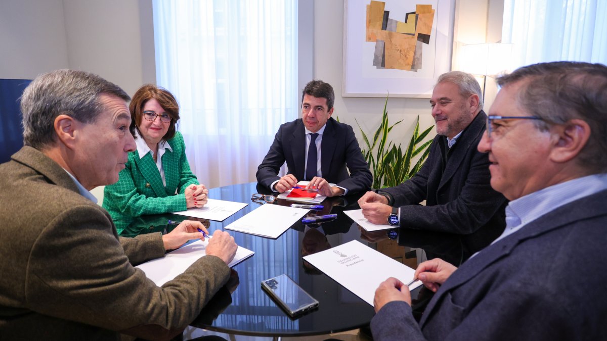 Imágenes de la reunión en Alicante
