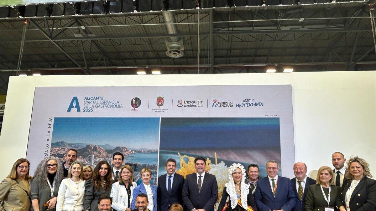 Comitiva alicantina en Fitur 2025