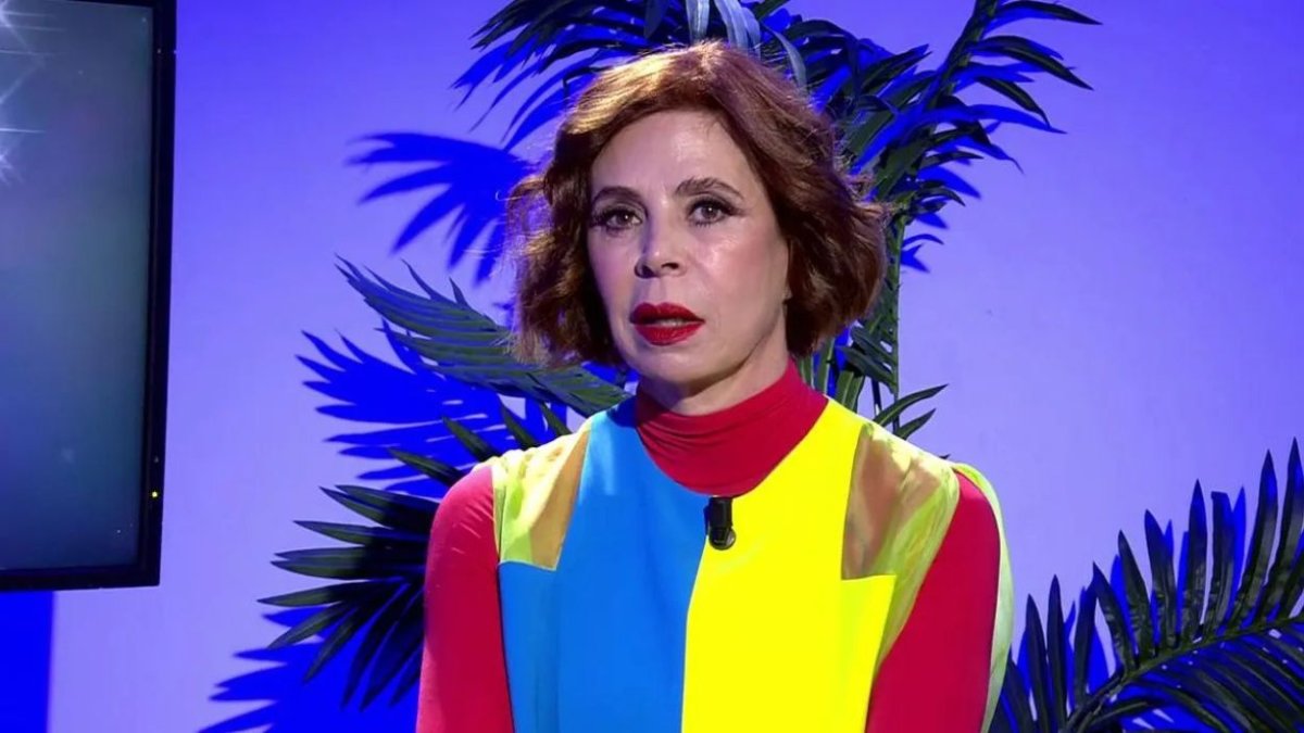 Por cómo habló Ágatha Ruiz de la Prada de su novio en Telecinco se pueden deducir muchas cosas.