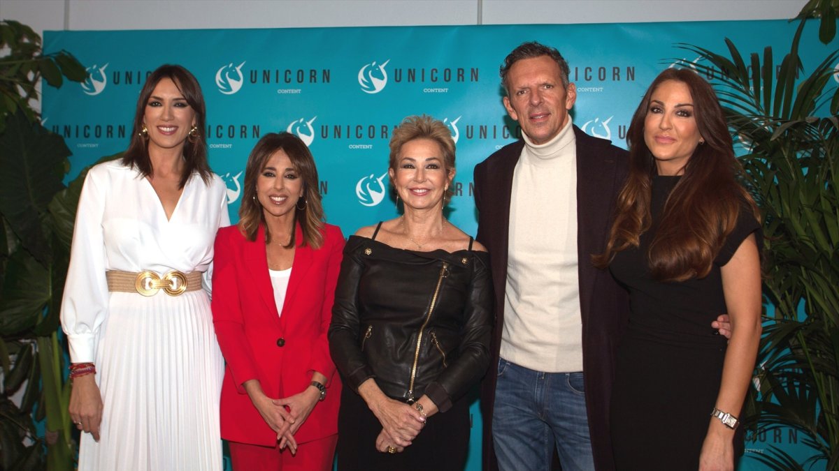 Un muy enfadado Joaquín Prat y el equipo de TardeAR, víctimas de Ana Rosa  Quintana