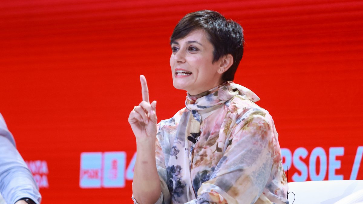 La vocal de la CEF-PSOE y ministra de Vivienda y Agenda Urbana del Gobierno de España, Isabel Rodriguez