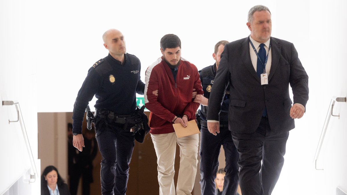 Mohamed Houli Chemla, a su llegada al Congreso de los Diputados