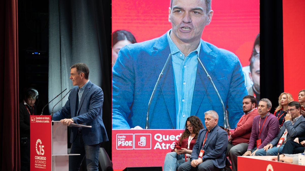 Pedro Sánchez, en el Teatro Ortega de Palencia.