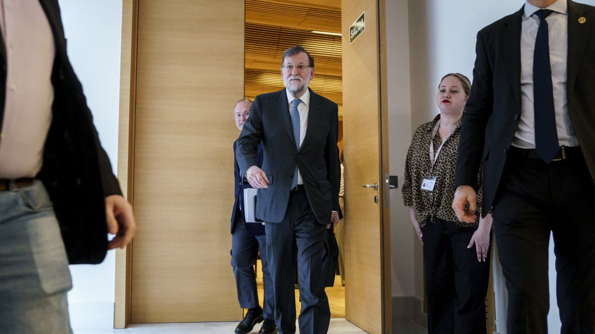 El expresidente del gobierno, Mariano Rajoy, comparece en la comisión de Investigación sobre la denominada 'Operación Cataluña'