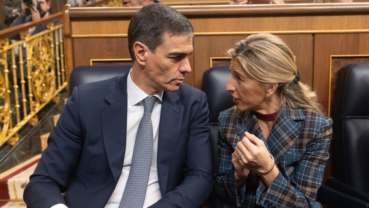 (Foto de ARCHIVO)
El presidente del Gobierno, Pedro Sánchez y la vicepresidenta segunda y ministra de Trabajo, Yolanda Díaz