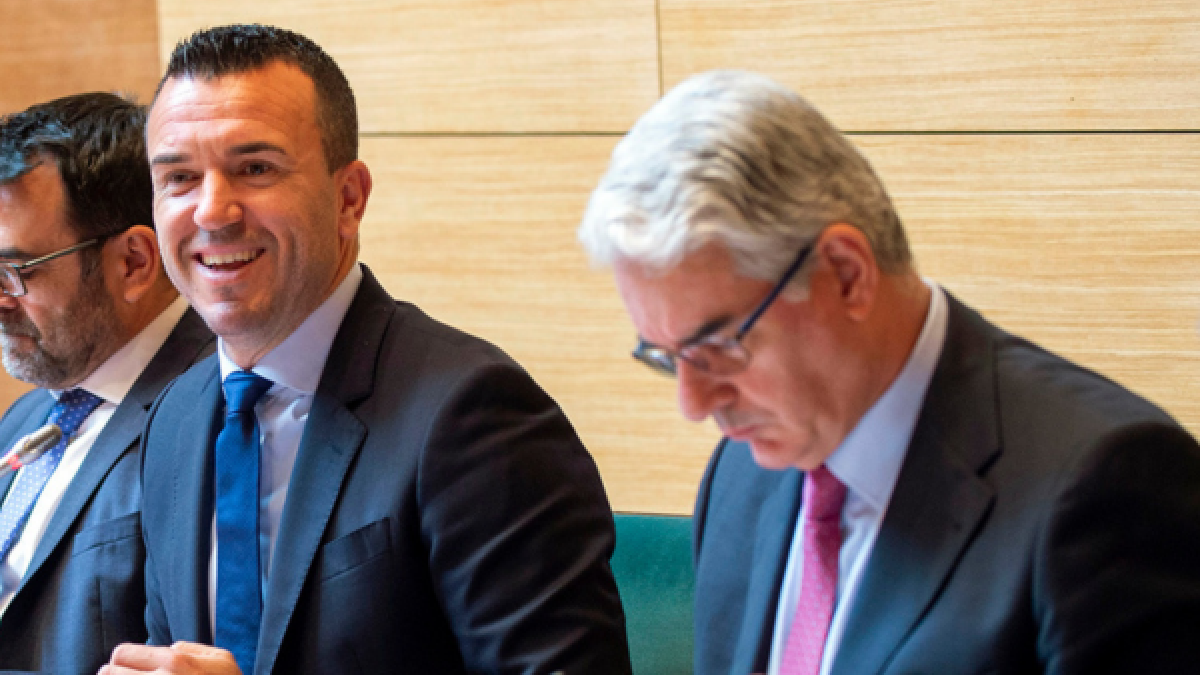 El presidente de la Diputación de Valencia, Vicent Mompó y el secretario de la Diputación de Valencia, Vicente Boquera