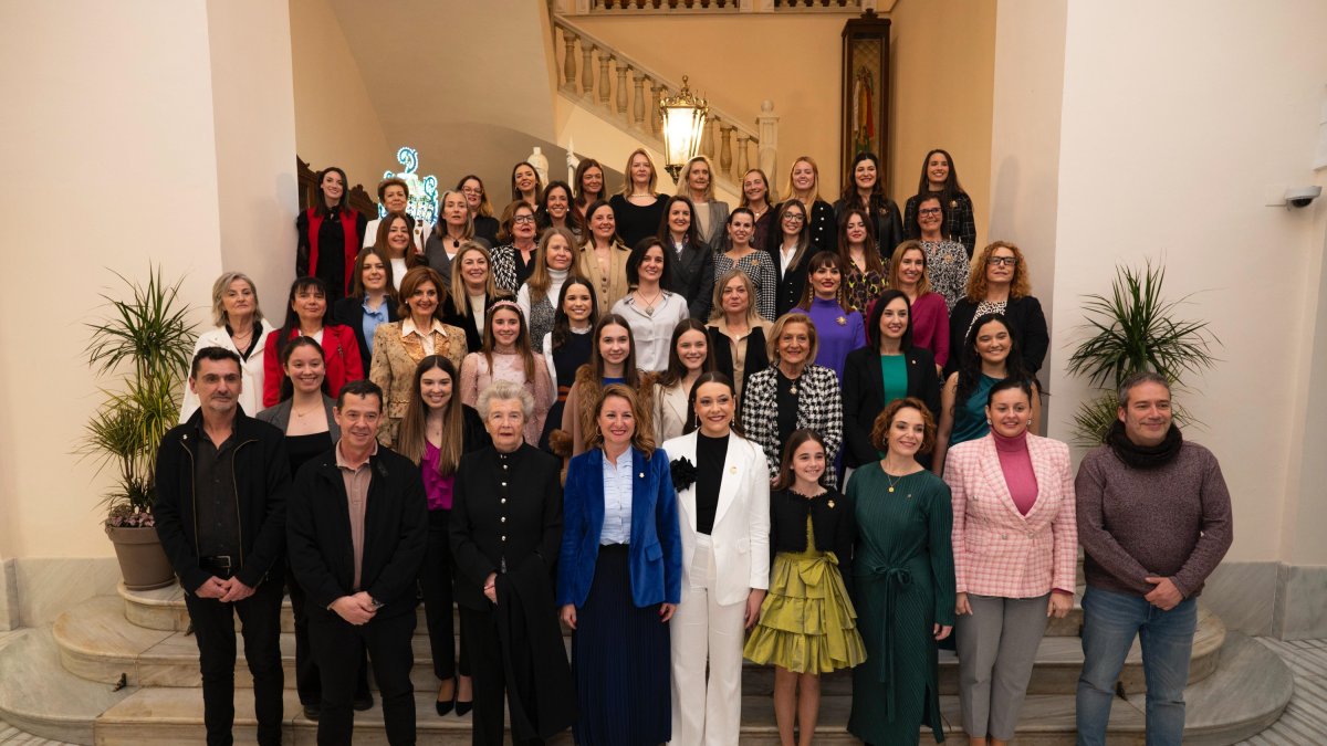 Castelló de la Plana homenajea a todas las Reinas de la Magdalena