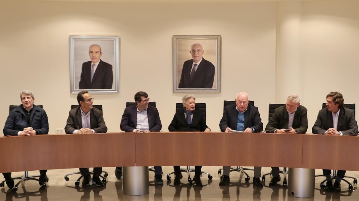 La UMH entrega ayudas de la Fundación Pedro y Nohemí Parejo Martínez a estudiantado en riesgo de exclusión social