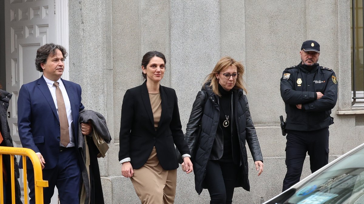 La ex asesora de Moncloa Pilar Sánchez Acera a su salida de declarar como testigo al Tribunal Supremo.