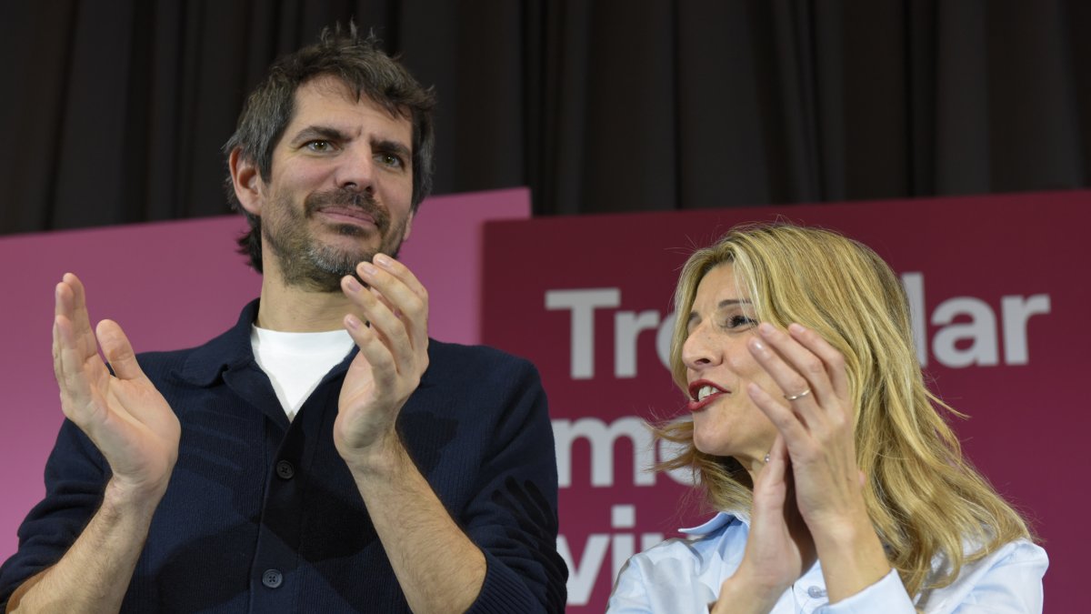 El ministro de Cultura, Ernest Urtasun, y la vicepresidenta segunda y ministra de Trabajo, Yolanda Díaz.