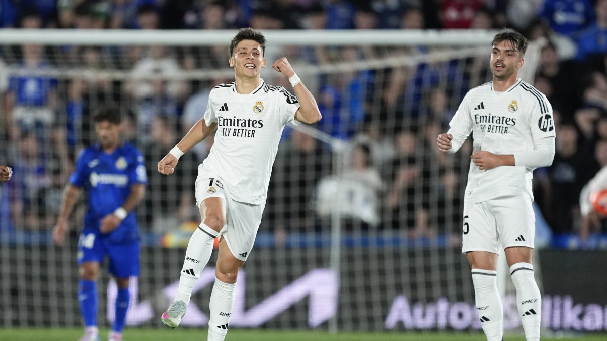 Arda Guler celebra su gol al Getafe