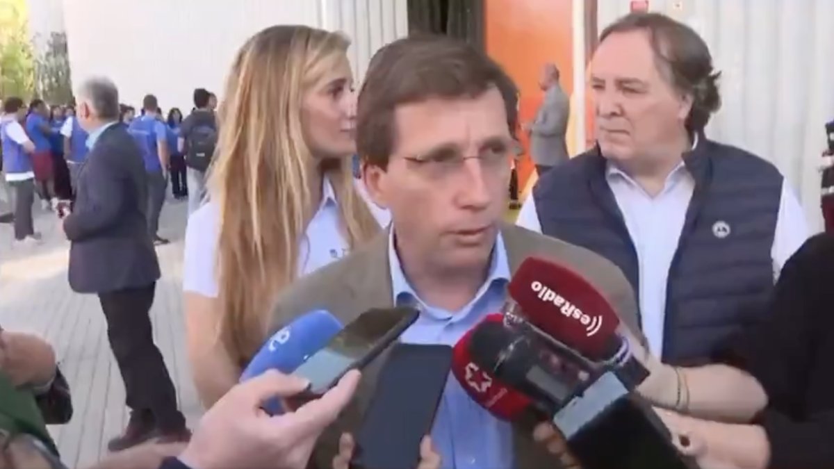 Almeida desvela la multa a Pablo Iglesias