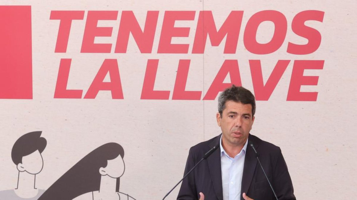 Carlos Mazón presentando el programa de avales en vivienda a jóvenes