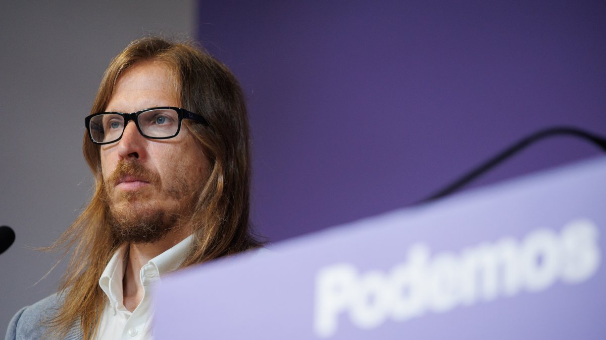 Archivo - El secretario de Organización y Portavoz de Podemos, Pablo Fernández.